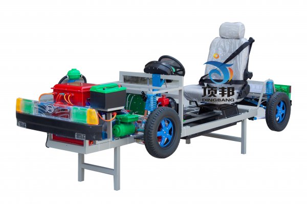 �ȁ���늄�(d��ng)��܇(ch��)͸����(sh��)Ӗ(x��n)ģ��