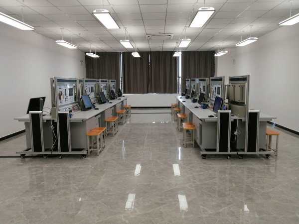 �W(w��ng)�j(lu��)��PLC�ɾ��̿�������׃�l�{(di��o)�ټ�늚���ƌ���b��