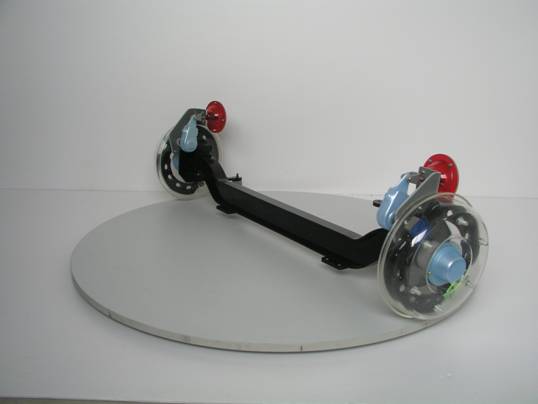 東風(fēng)EQ140型(解放CA141型)前驅(qū)動橋總成模型