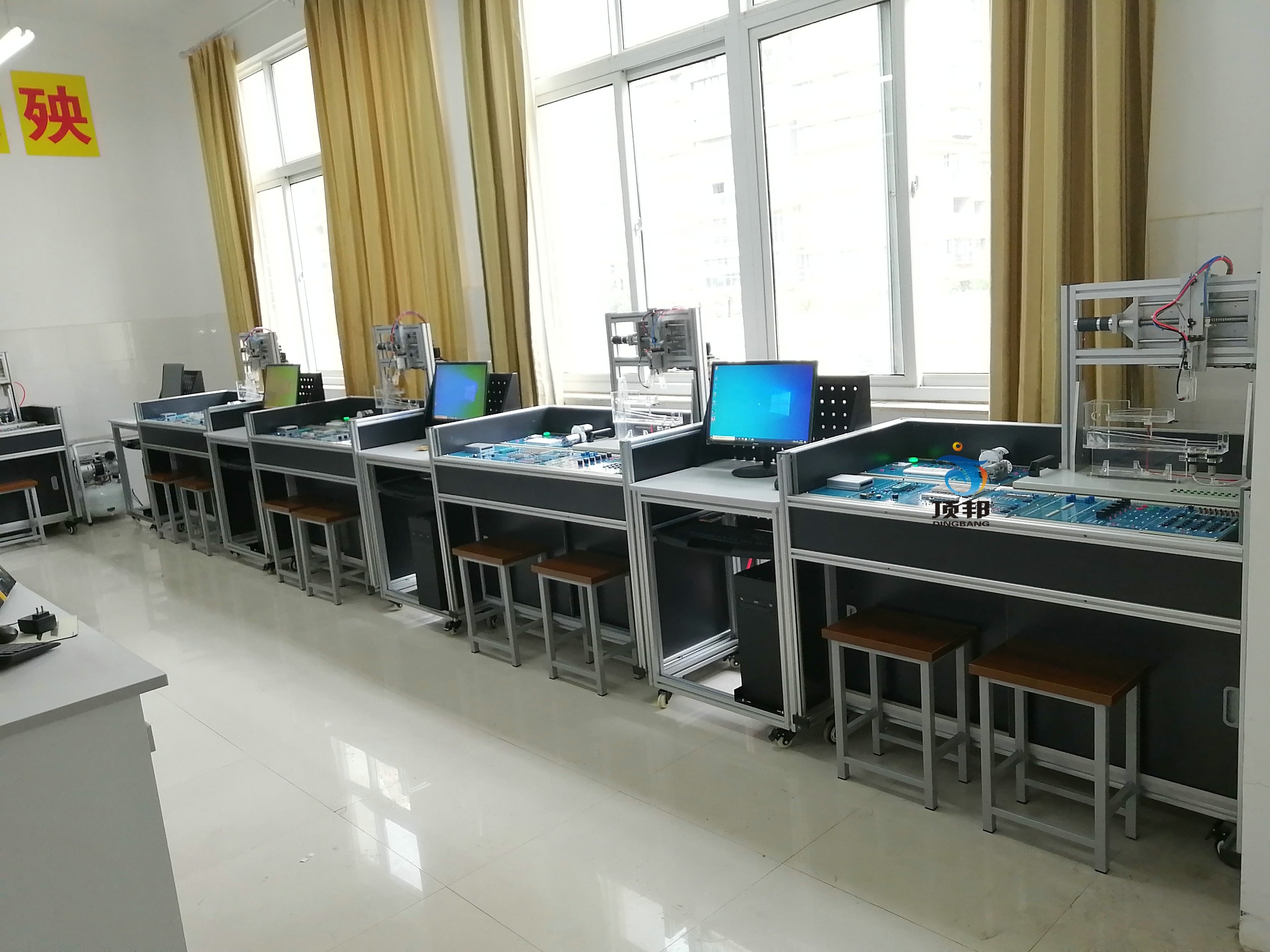 ��Ƭ�C���g(sh��)��(y��ng)�Ì�Ӗ(x��n)�����b��