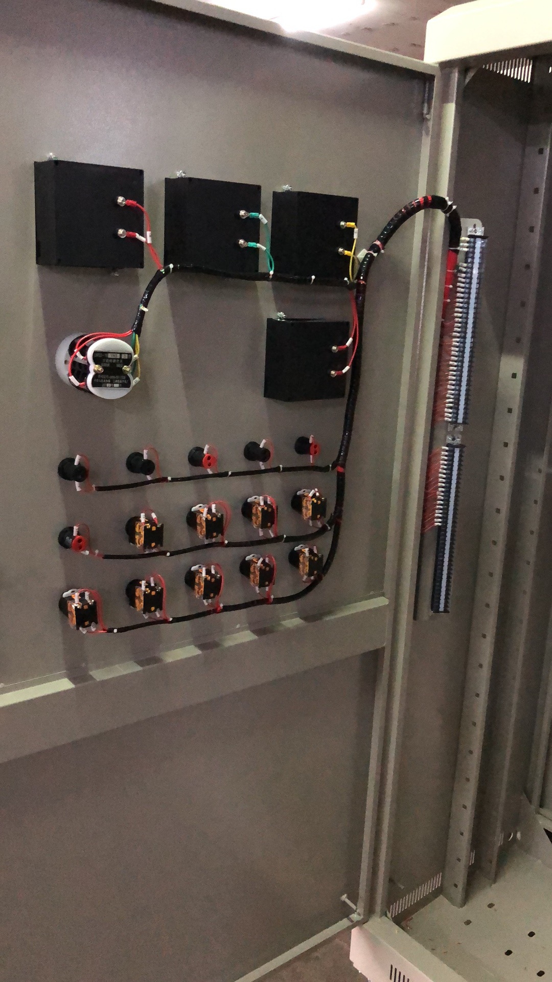 PLC��Ӗ(x��n)���˹����