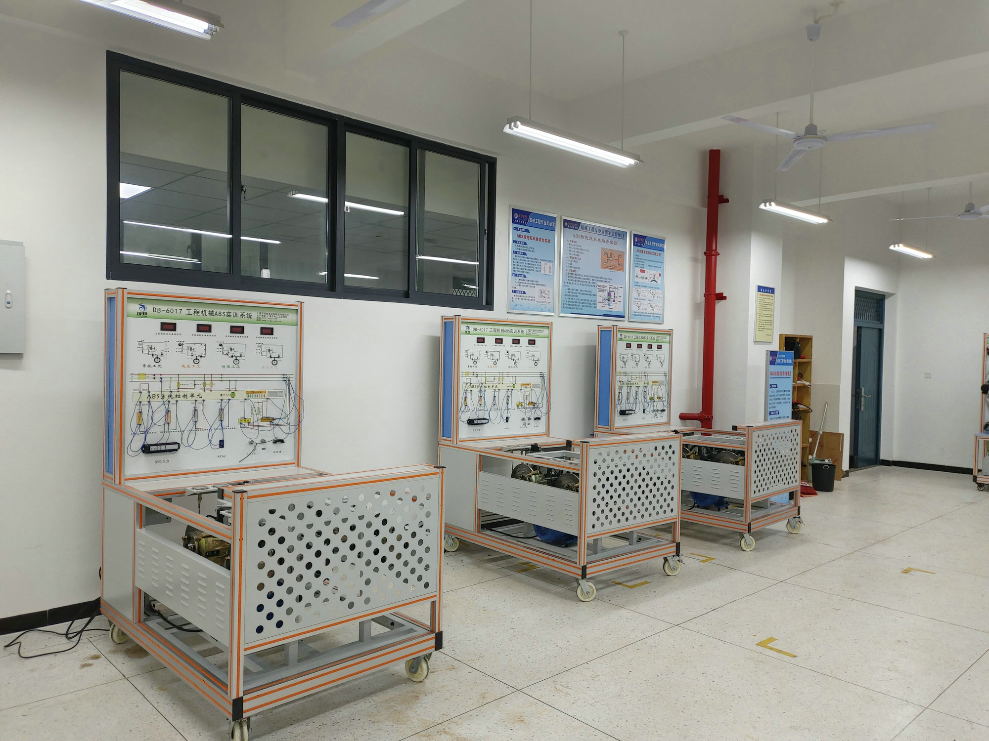 ���̙CеABS��Ӗϵ�y(t��ng)