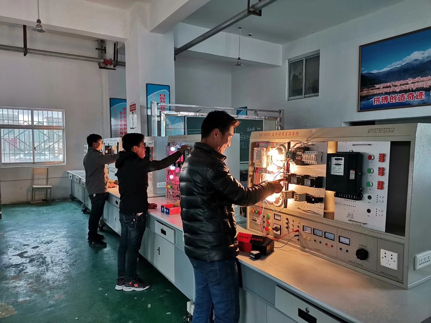 ��ȫ��늌�(sh��)Ӗ(x��n)ϵ�y(t��ng)