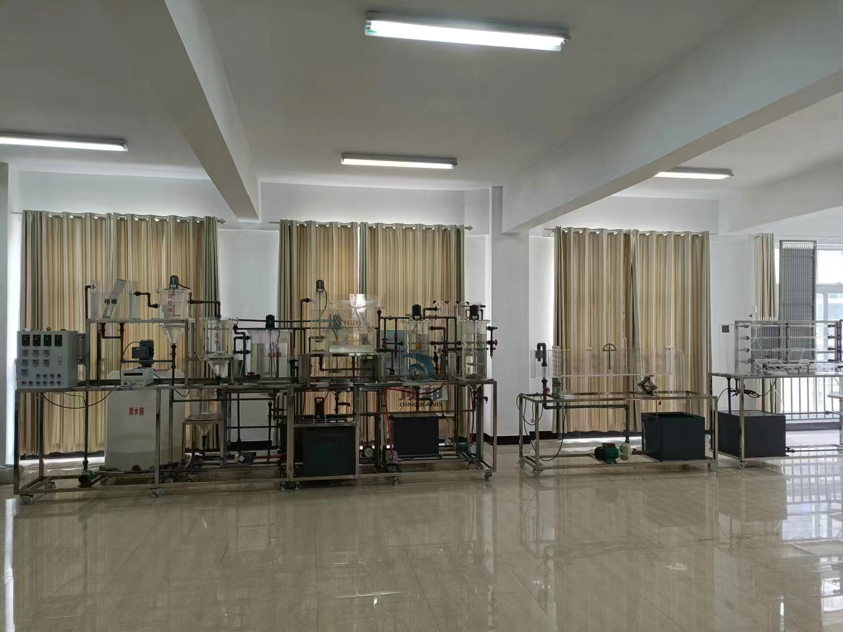 多功能污水處理實(shí)驗(yàn)裝置