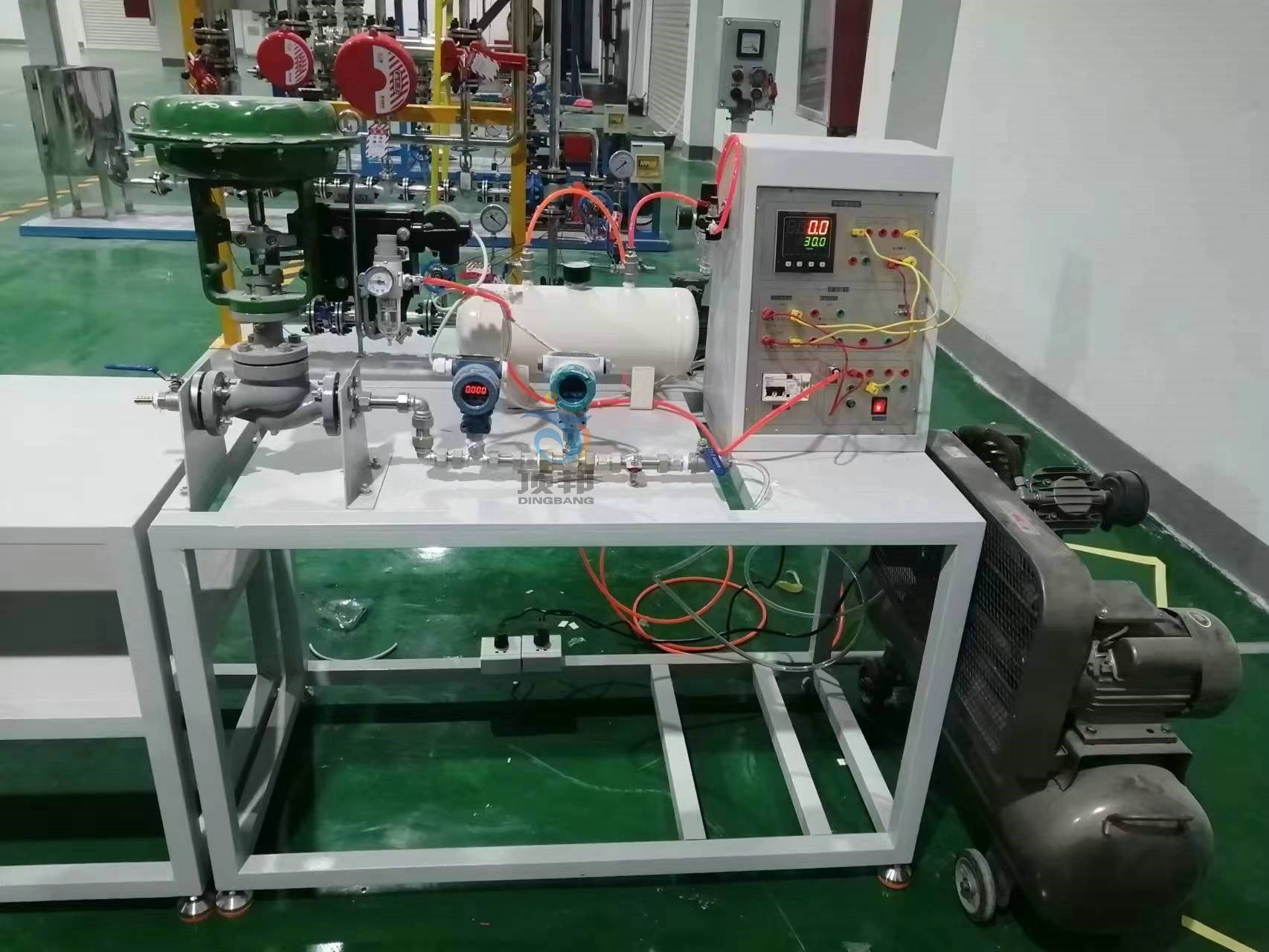 ���(d��ng)�{(di��o)��(ji��)�y���b�{(di��o)У��(sh��)Ӗ(x��n)�b��