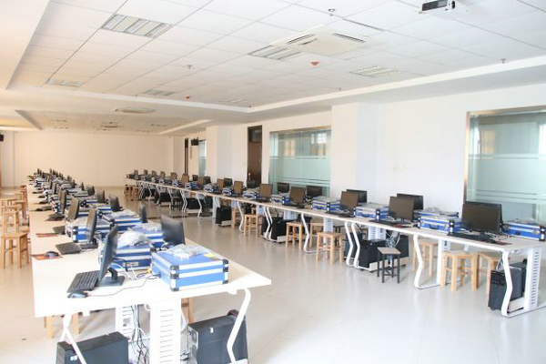 ��Ƭ�C(j��)��(sh��)Ӗ(x��n)��