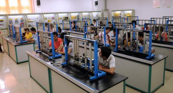 機械設(shè)計基礎(chǔ)實驗室