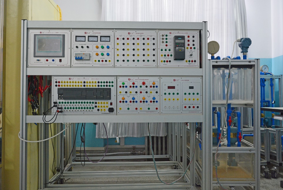工業(yè)綜合控制實訓室