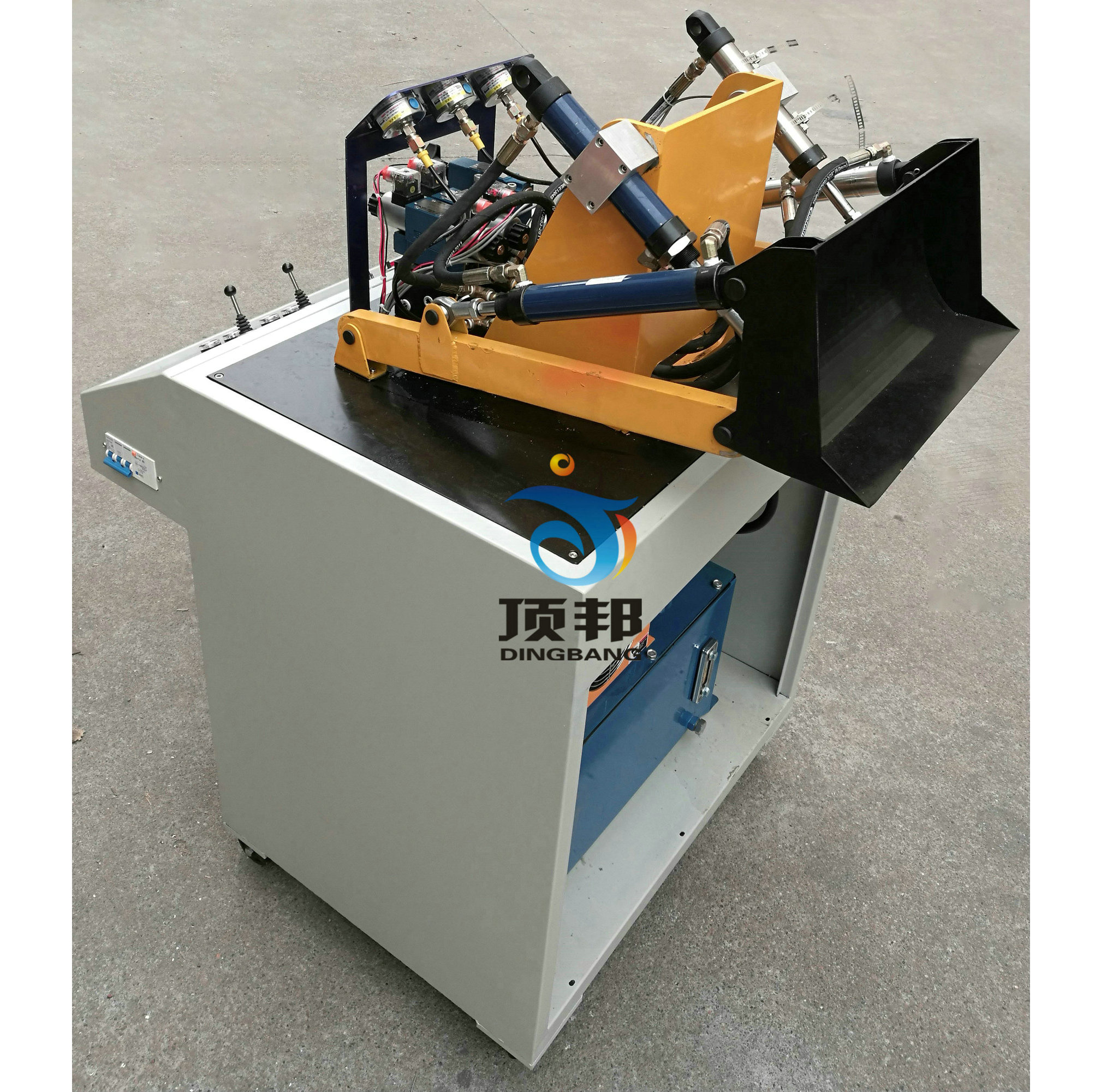 推土機(jī)仿真實(shí)訓(xùn)模型