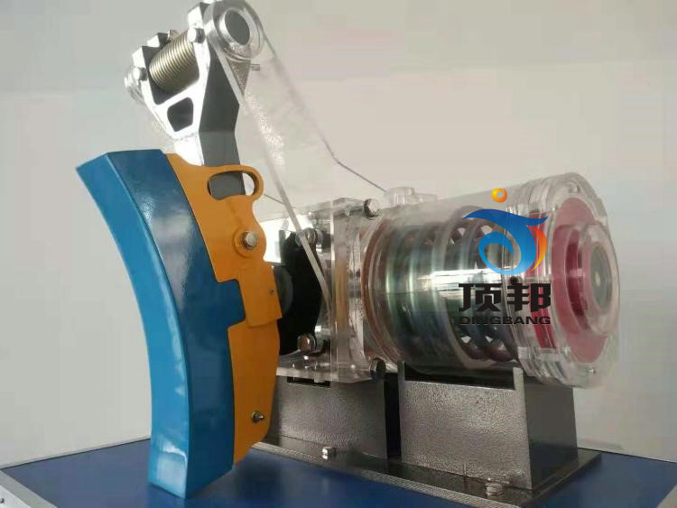 ����܉����ͨ�Ƅ�ϵ�y(t��ng)��(sh��)Ӗ(x��n)ģ��